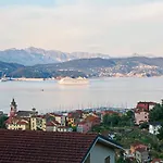 La Terrazza Con L'ulivo - Con Terrazza E Vista Sul Golfo Dei Poeti Vendégház La Spezia