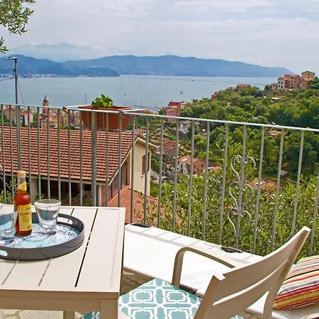 La Terrazza Con L'ulivo - Con Terrazza E Vista Sul Golfo Dei Poeti Guest house *
