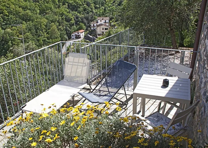 La Terrazza Con L'ulivo - Affittacamere Con Terrazzo E Vista Sul Golfo Dei Poeti 3* La Spezia
